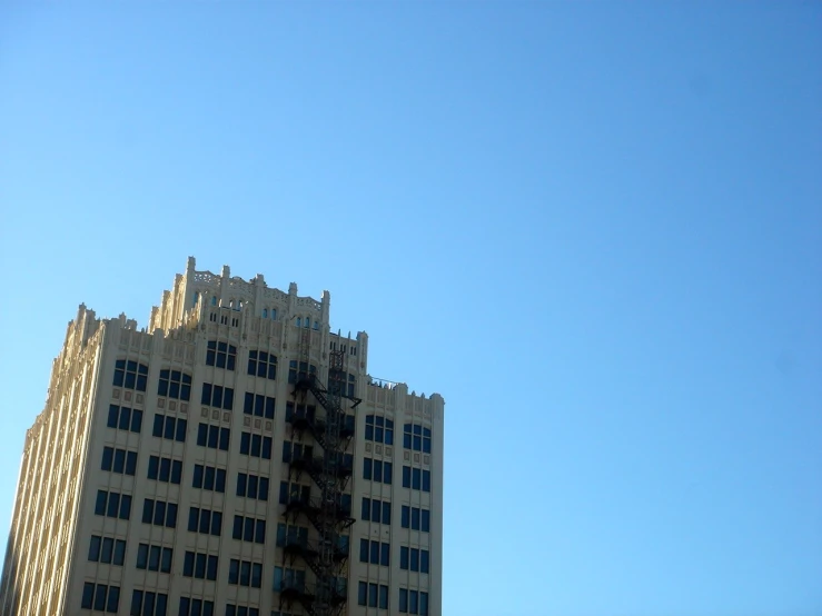 an image of a building that looks up at the sky