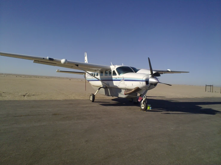 a airplane that is sitting on top of a runway