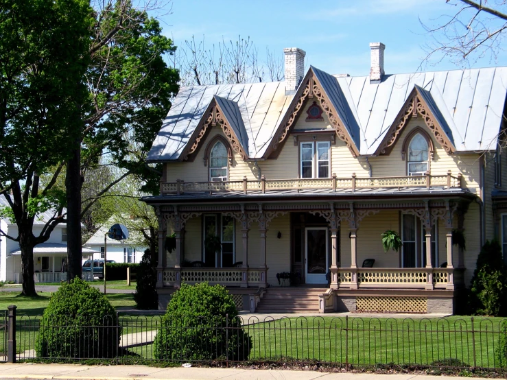 a small home in a rural country setting