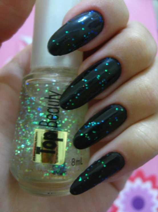 the dark and colorful nail is very sparky