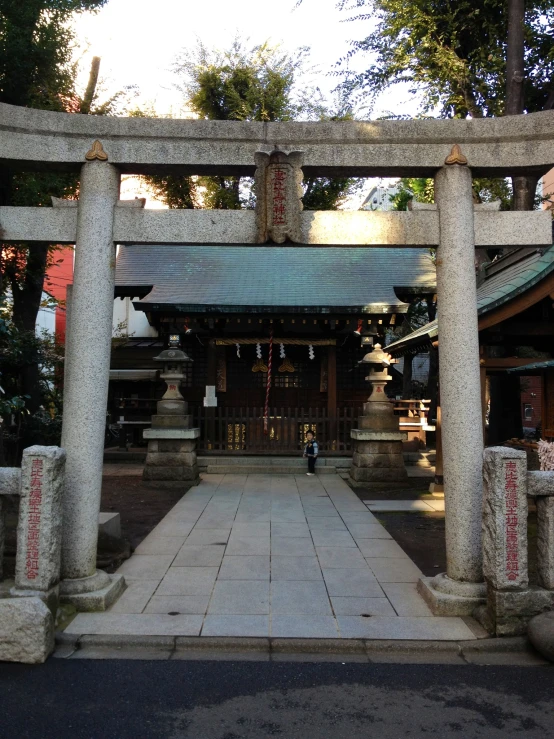 a gate that has some columns in it