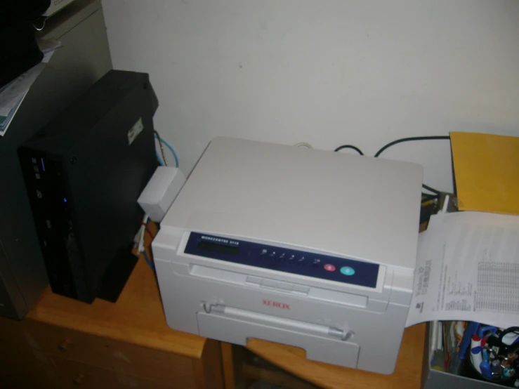 a floppy player sitting on top of a desk