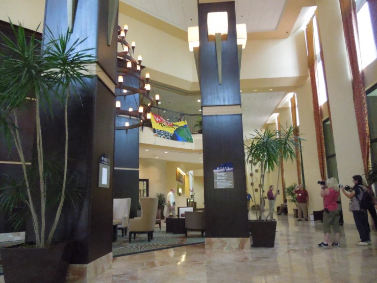 the lobby of an empty el with the lighting on