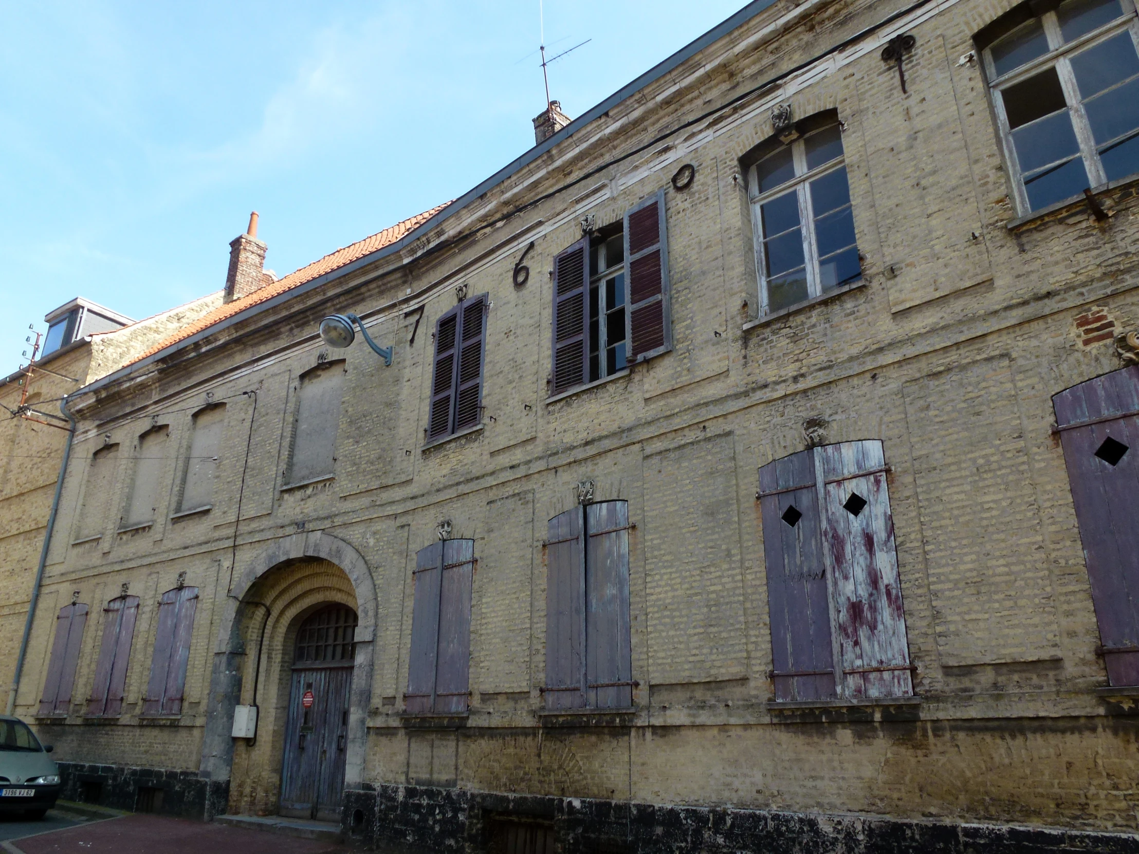 old building with some windows on both sides