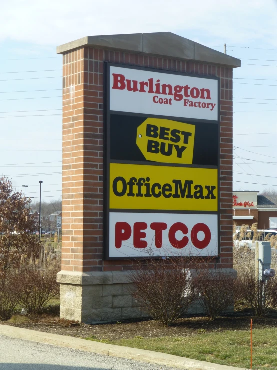 a best buy office / max petco store sign