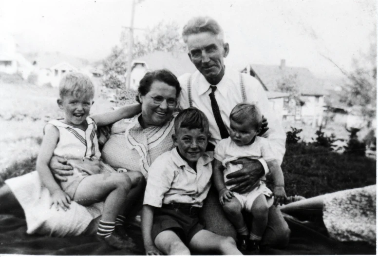 an old po of a family with young children