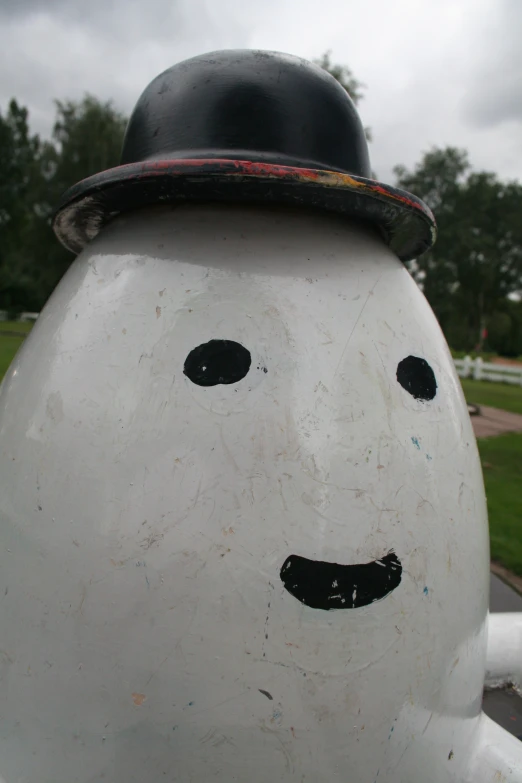 a close up view of the face of a sculpture