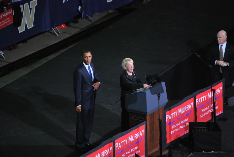 obama and ann speaking at a political convention