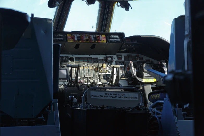 a airplane cockpit is shown with multiple different types of seats