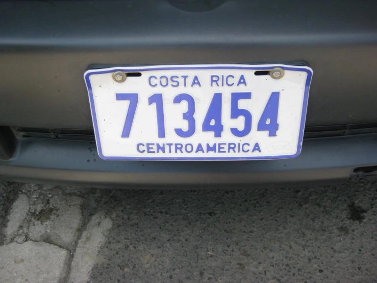 this plate reads costa rica 71345