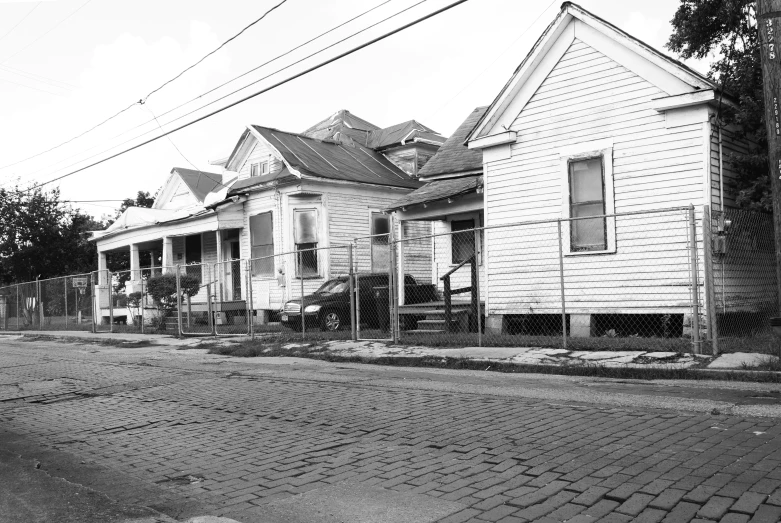 a black and white po of houses in the city