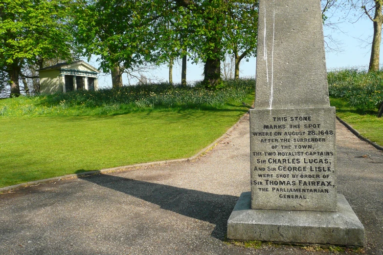 an obelisk with the name of the people of the world
