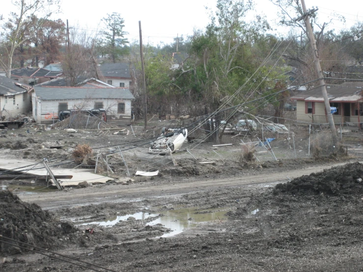 an abandoned home in a small country town