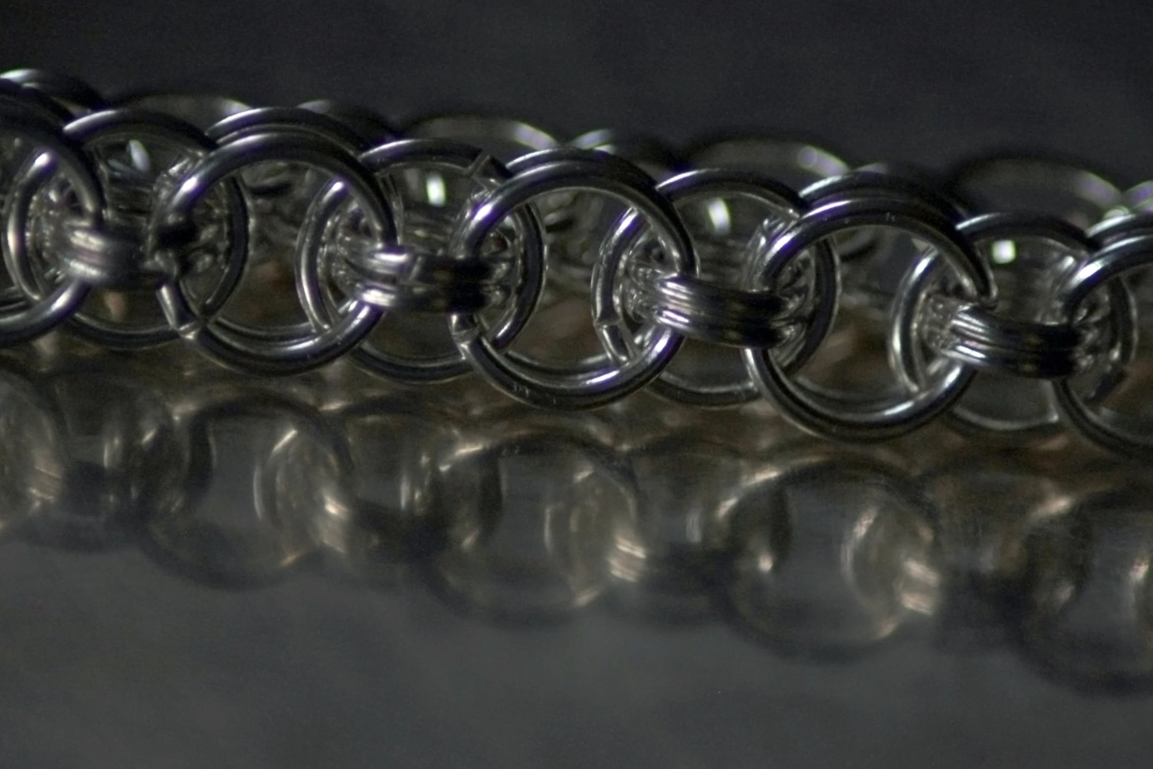 a chain with an o - ring on top