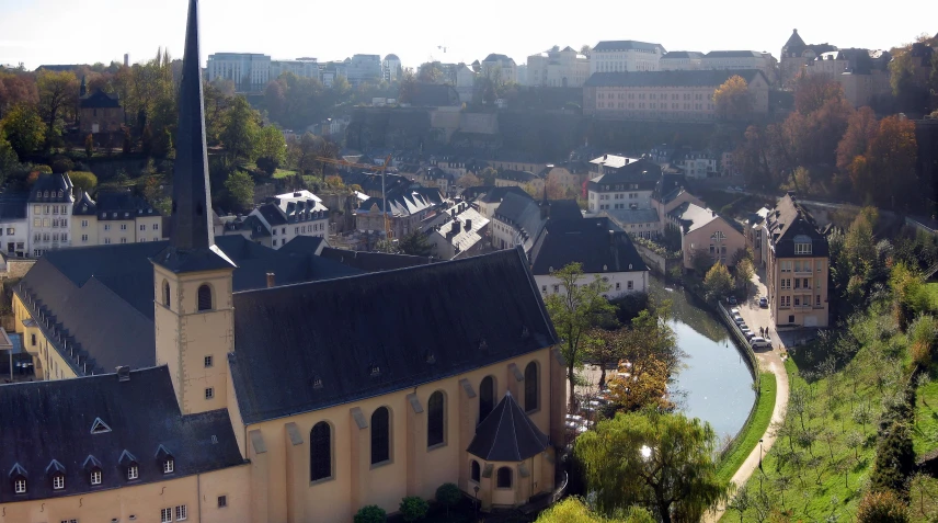 a bird - eye view of a city and its surrounding landscape