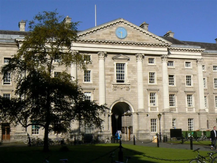 there is a large building with a clock at the top