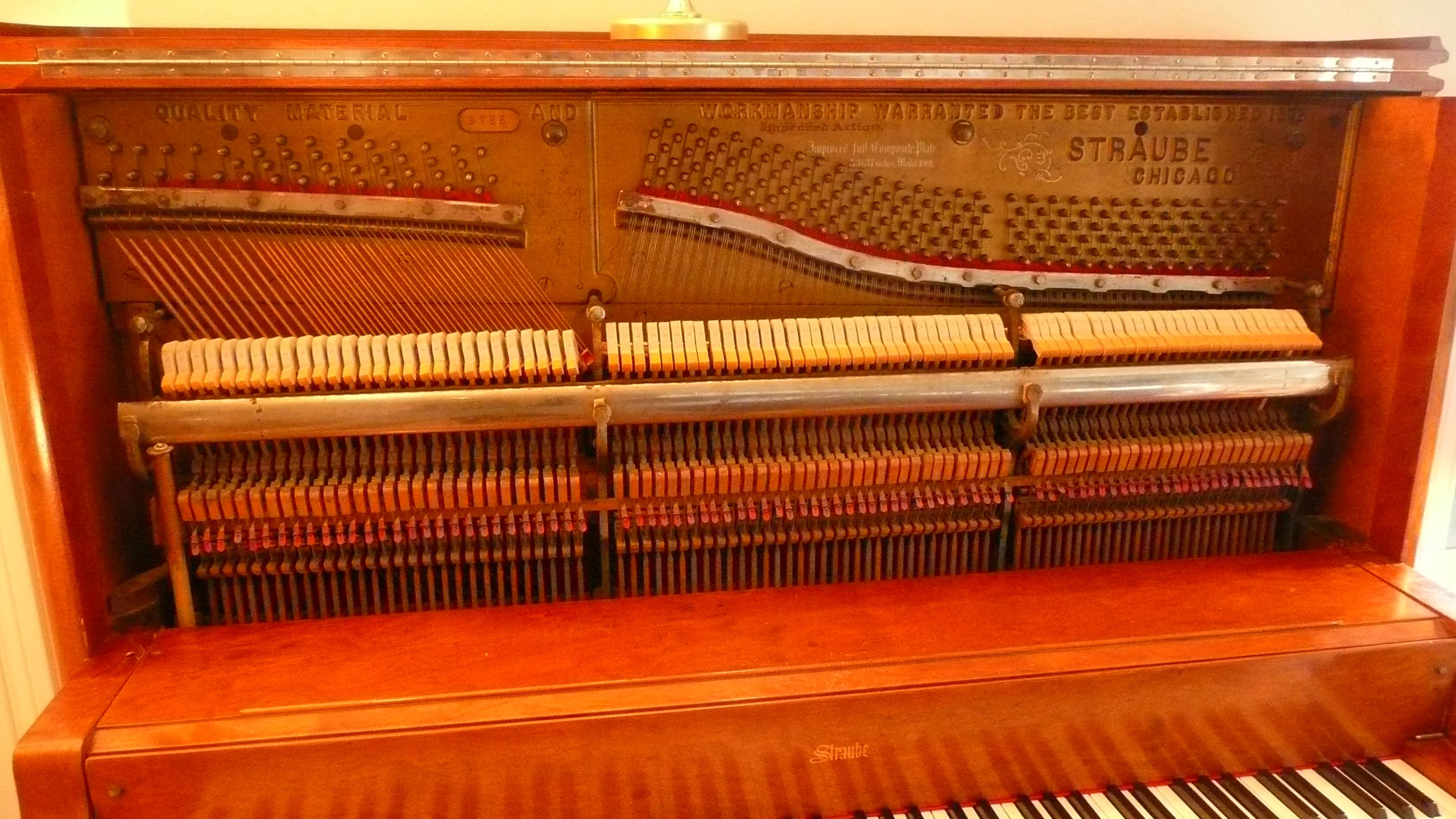 an old piano that looks like it could be a music instrument