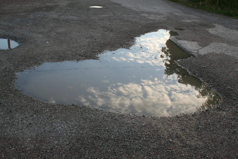 a rain dle on the side of the road