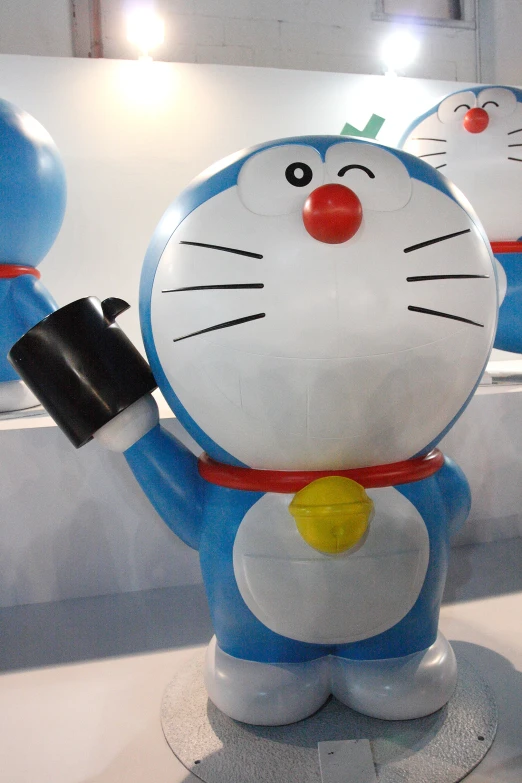 a close up of a cat balloon on a display