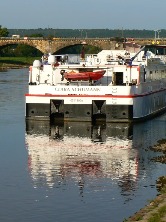 there is a large boat that can be seen sailing on the water