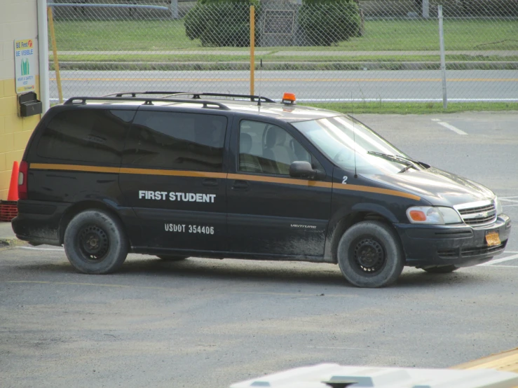 an image of a first story van in parking lot