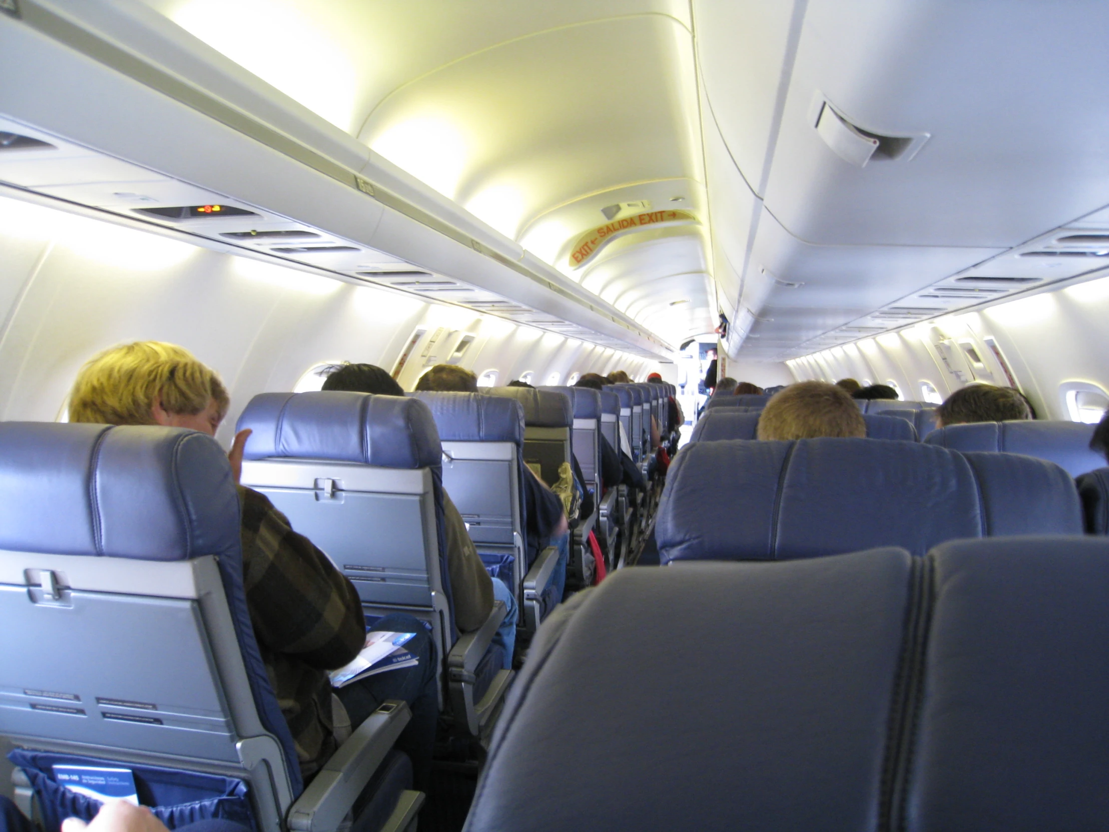 there are many people on an airplane or plane