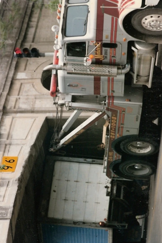 a view from the top of a truck with it's flatbed off