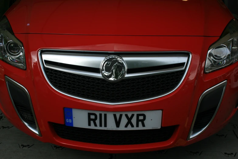 a car is shown with the license plate of ril vyr