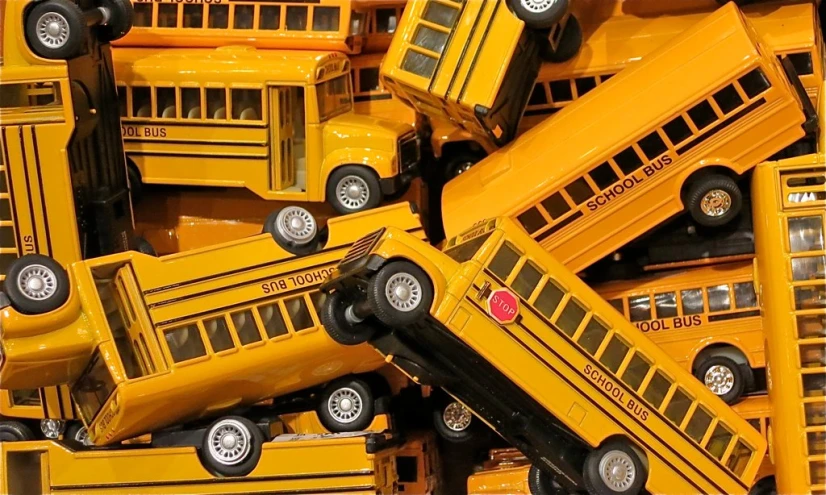 school bus crashes and ends in a pile