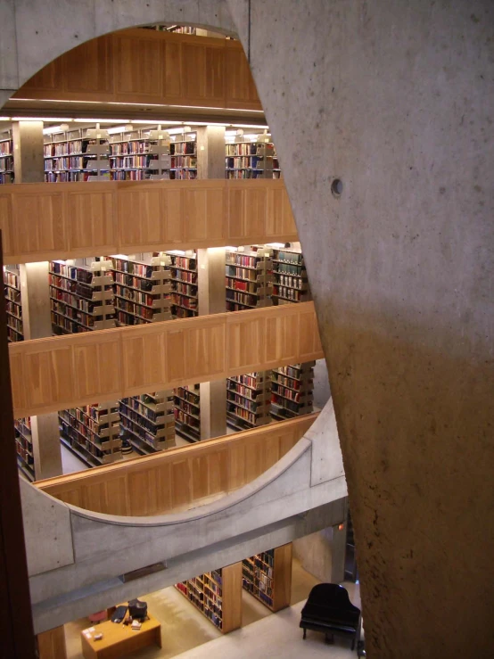 there is a large group of books on display