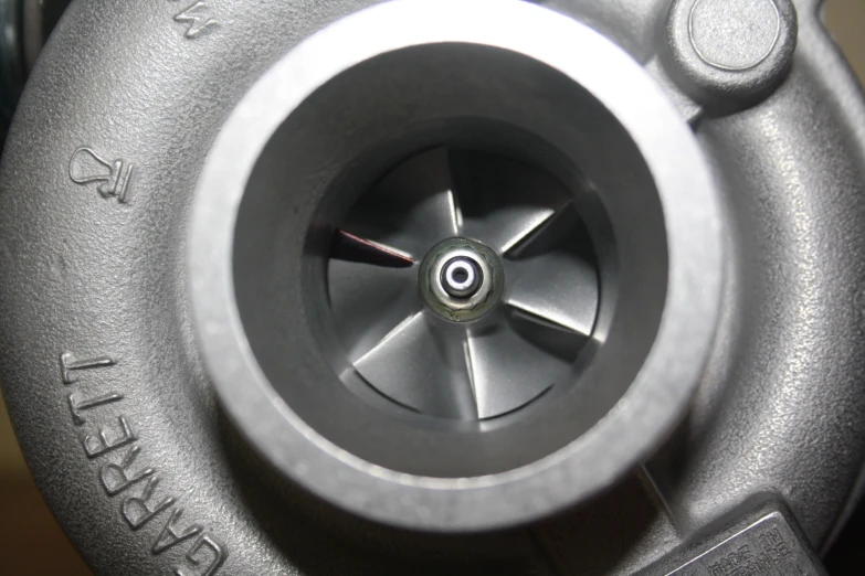 an image of a machine motor wheel