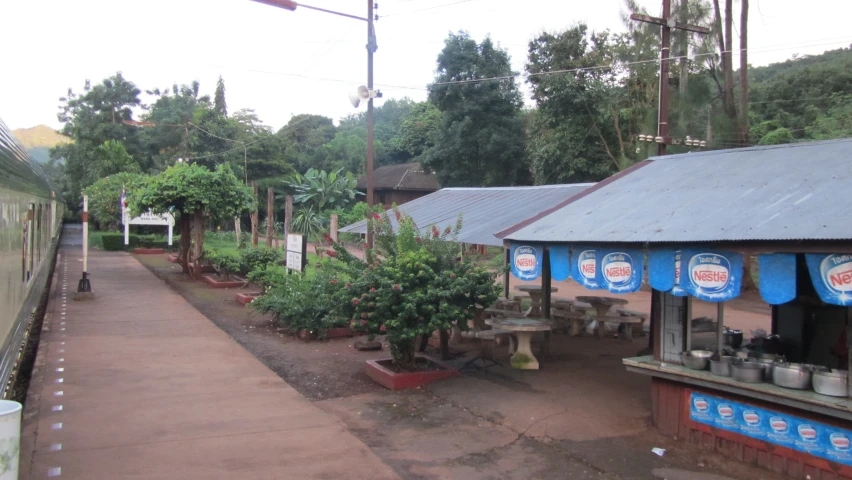 an outside view of some building and trees