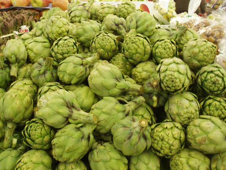 there are many artichokes in the store