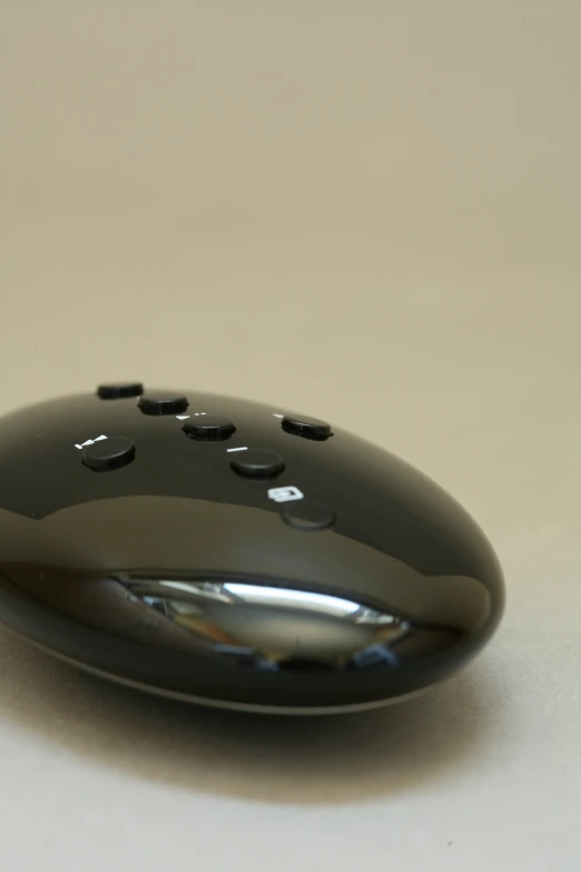 this is the top side of a small mouse