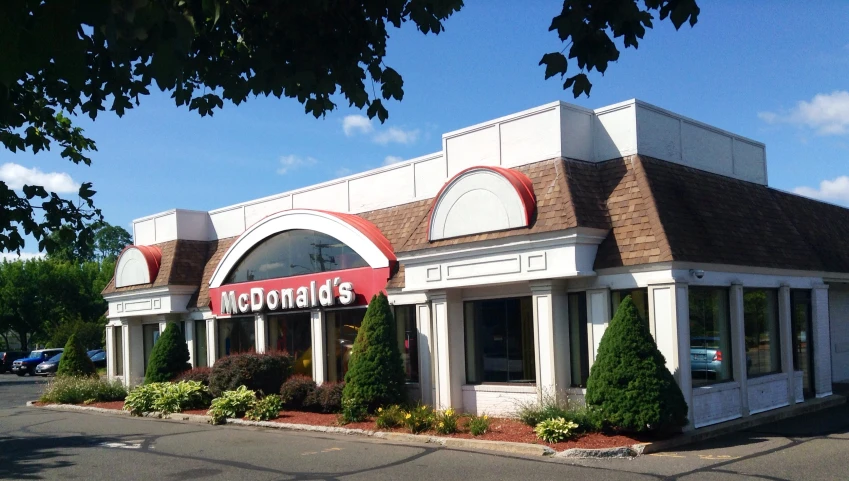 an image of a restaurant building with many windows