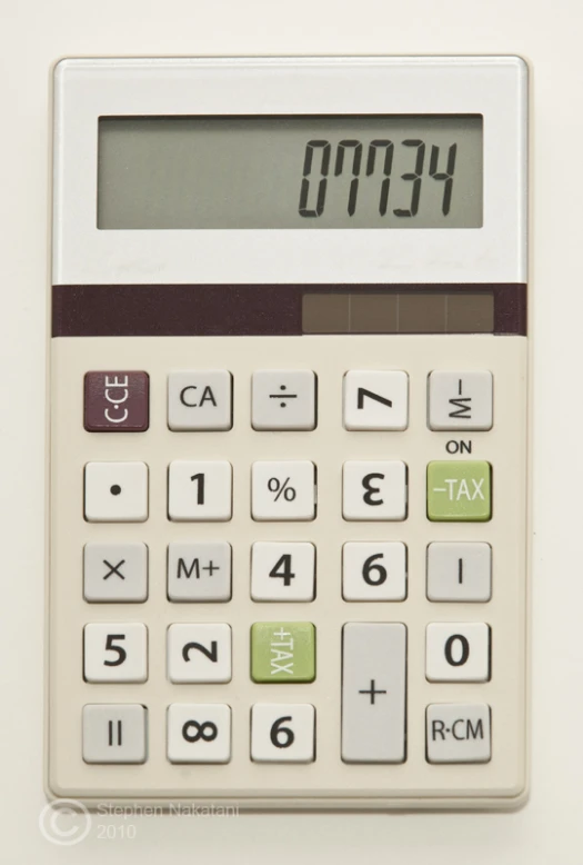 a calculator with the words 10 pm in it