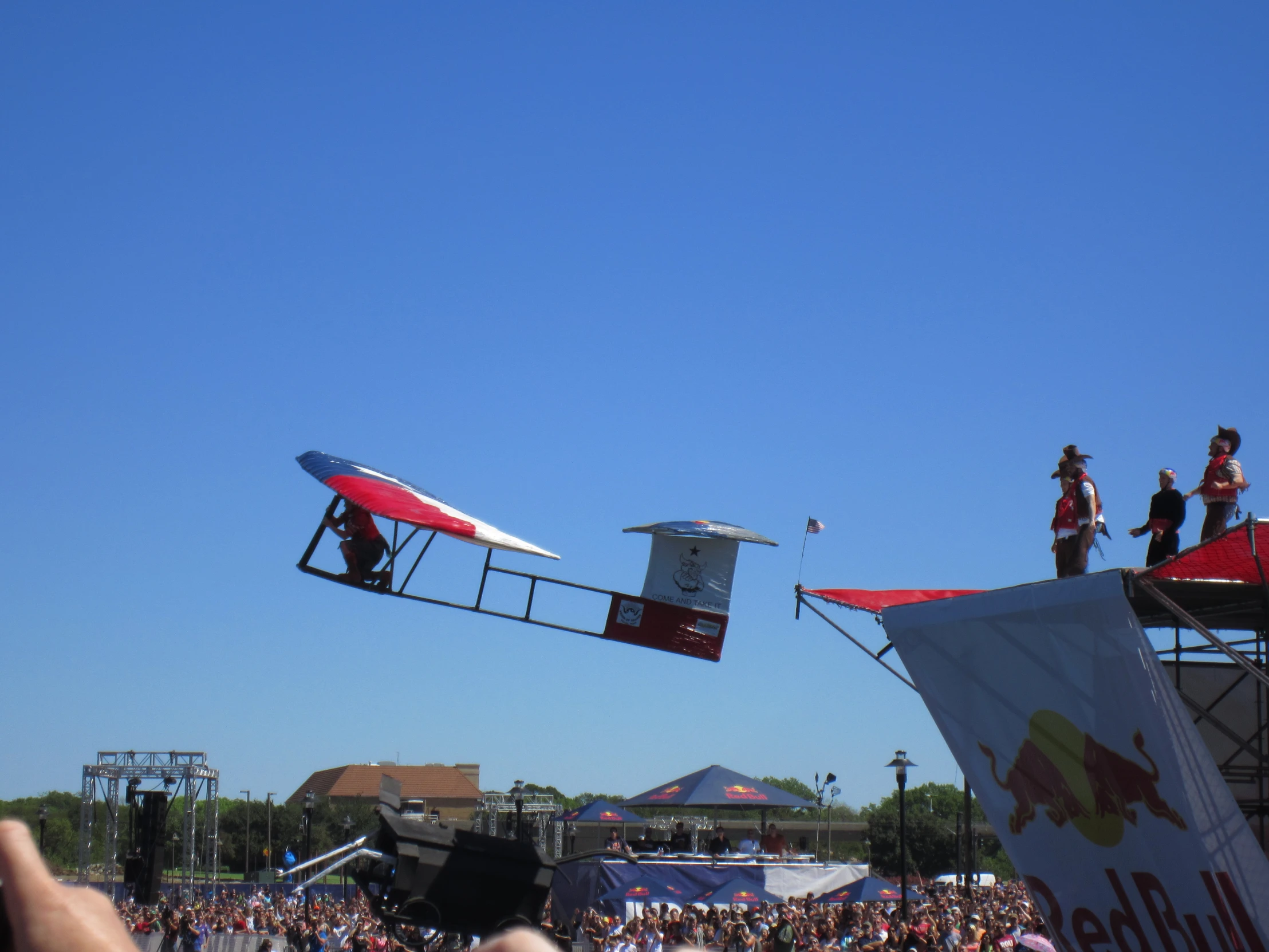 people are watching the event from their high above