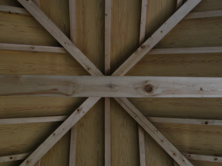 a view of the top of a wooden structure