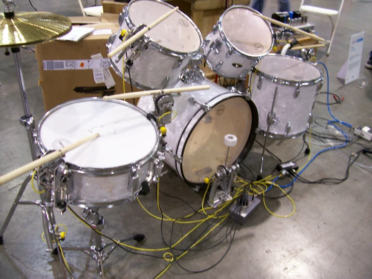 a bunch of drums sitting on top of each other