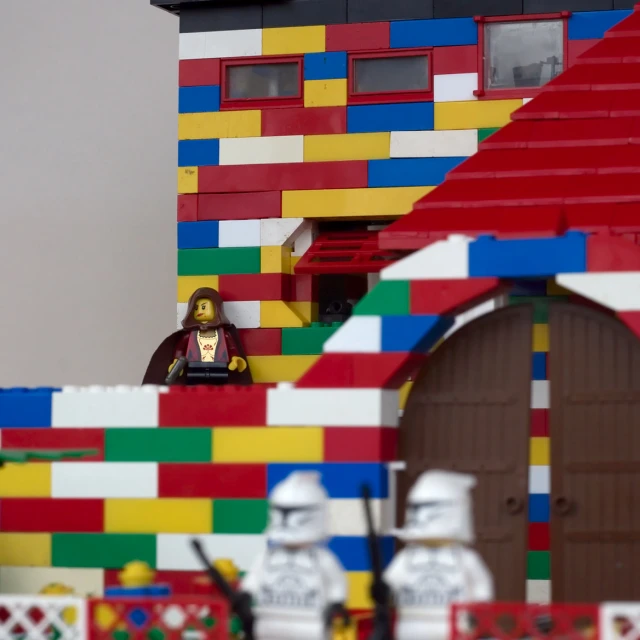 a small lego house built to look like a lego castle