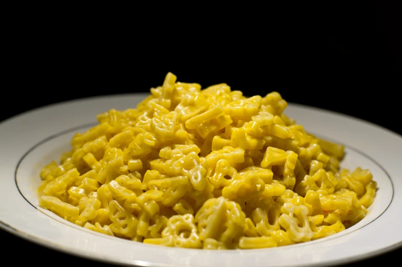 cooked macaroni and cheese in a plate