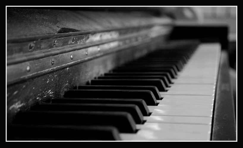 a close up view of the keys on a piano