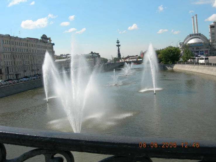 many water shoots out from the water fountain