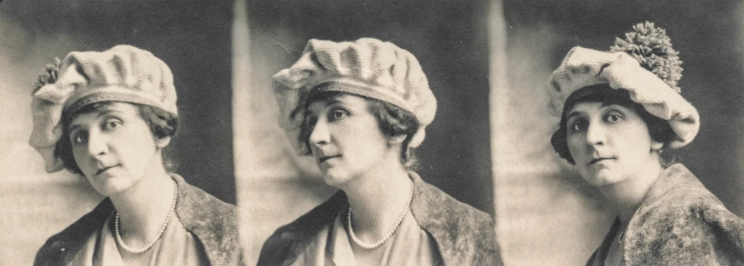 vintage po of three woman in hats