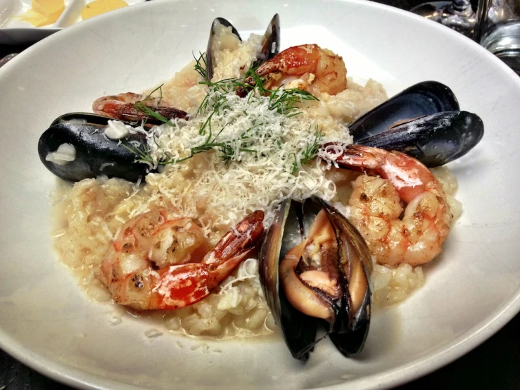 this seafood dish consists of shrimp, mussels and pasta