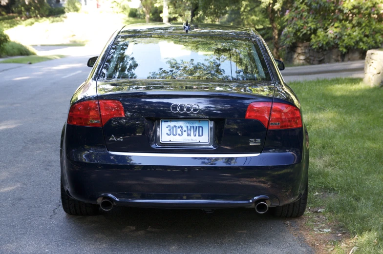 an automobile has a plate that reads 0 00 on the rear