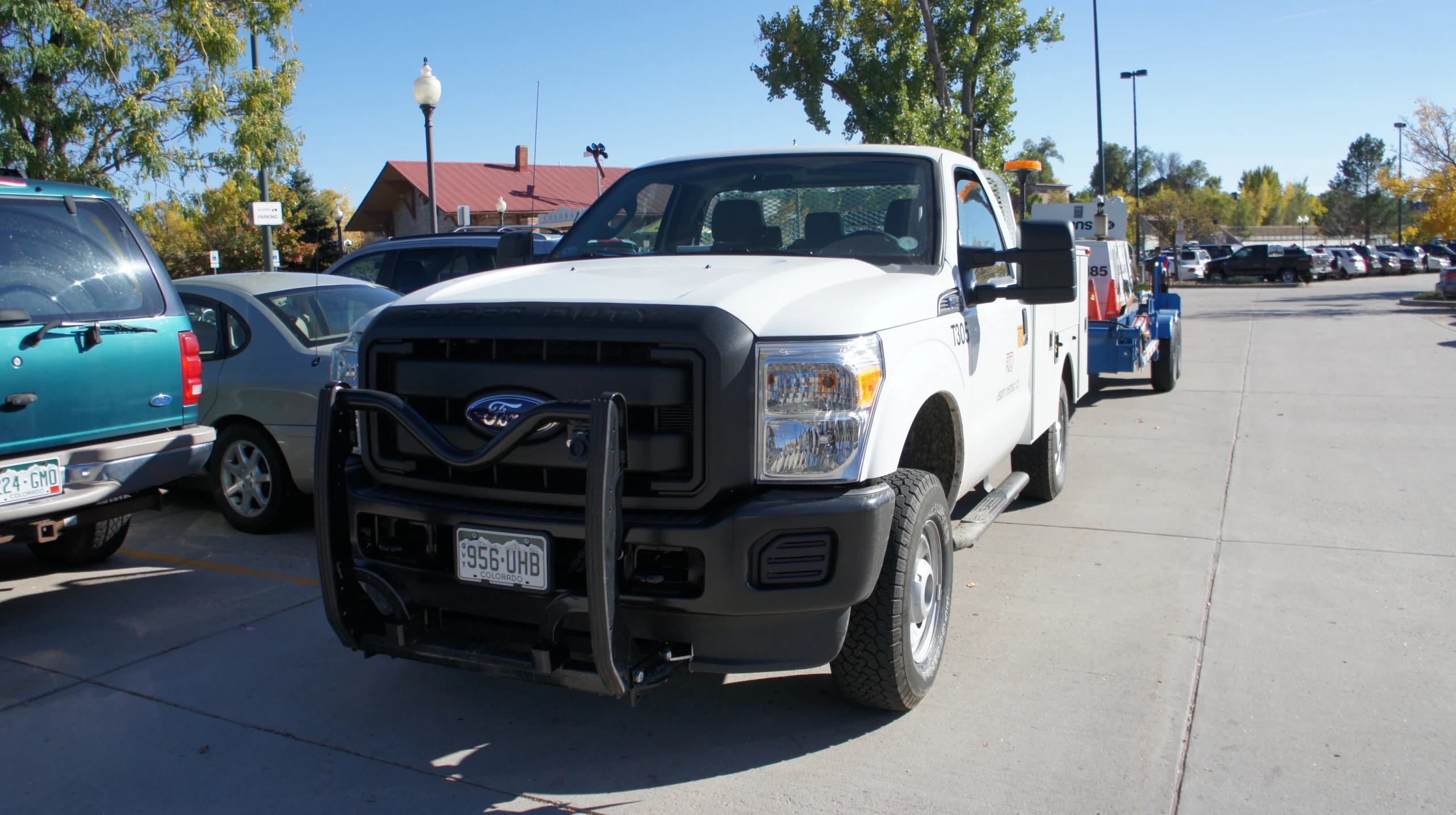 a pickup truck is parked in the parking lot