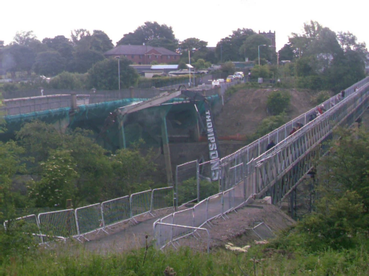 this is an old abandoned railway bridge in the countryside