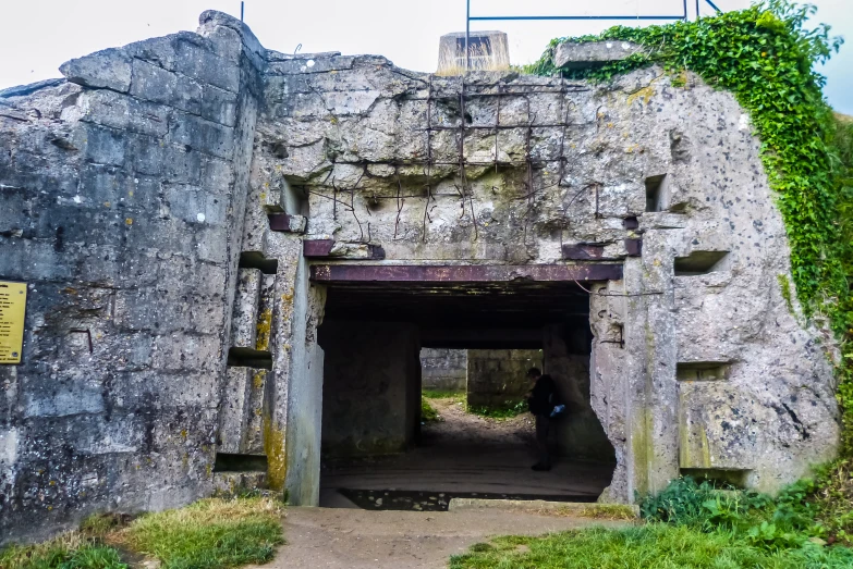 this stone structure is called the tunnel