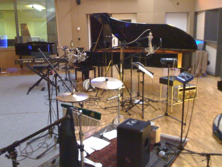 a po of a music recording room